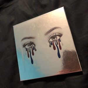 Kylie cosmetics holiday 2016 palette